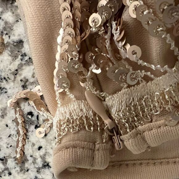 Women’s EUC Forever 21 Beaded Champagne colored skirt. Size Small. - Picture 7 of 7